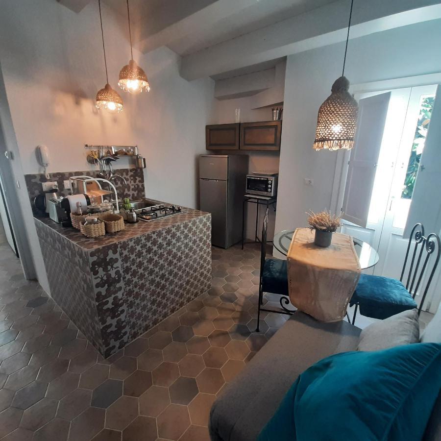 Acquarello Villa Syracuse Room photo